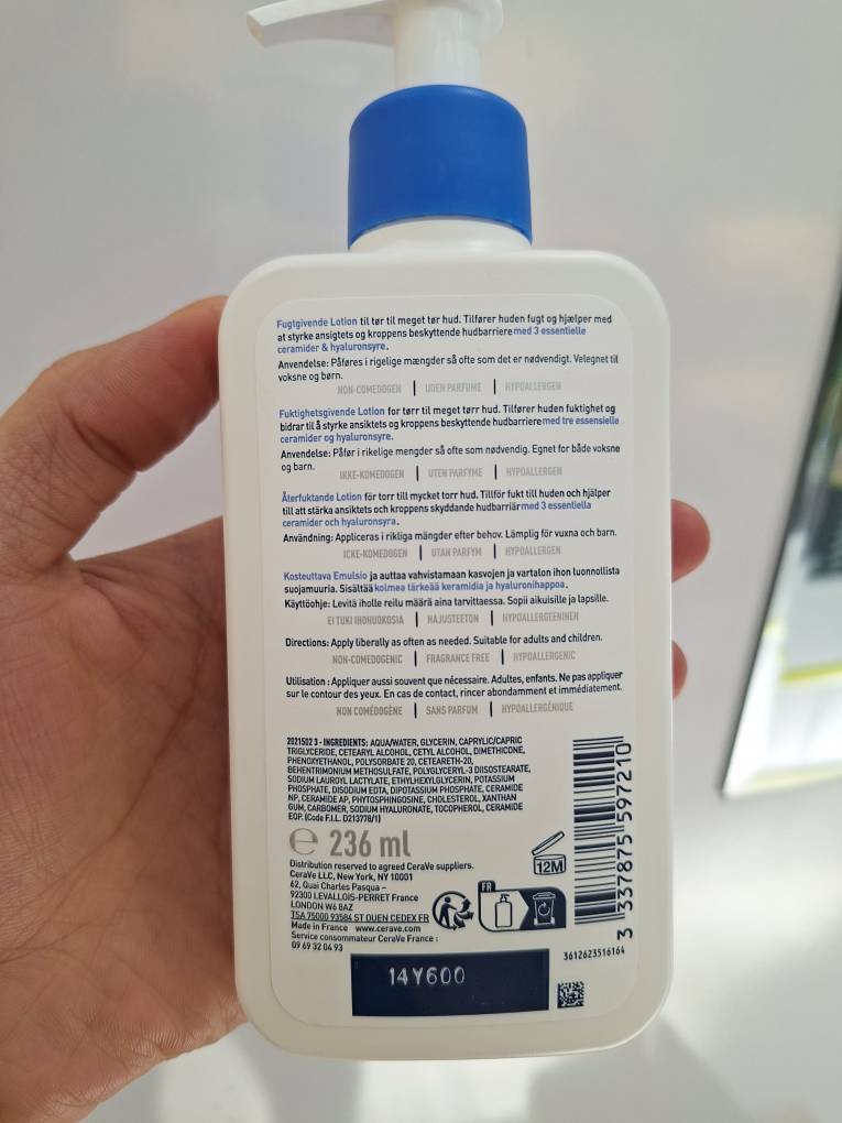  لوشن مرطوب‌کننده و آبرسان سراوی اصل   CeraVe Moisturising Lotion 