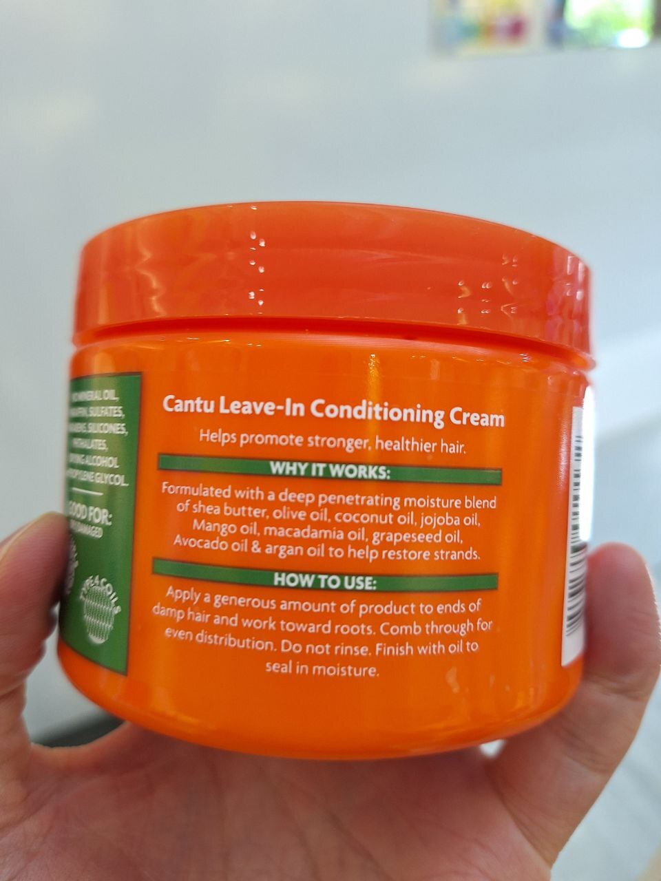  کرم مرطوب‌کننده و حالت‌دهنده بدون نیاز به آبکشی کانتو  Cantu Shea Butter Leave-In Conditioning Cream 