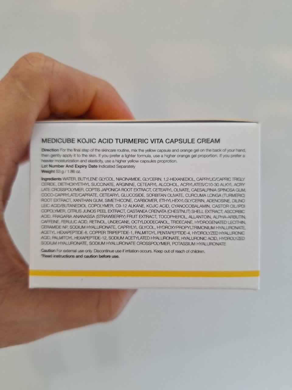  کرم کپسولی کوجیک اسید و زردچوبه مدی کیوب روشن کننده و تسکین دهنده 
