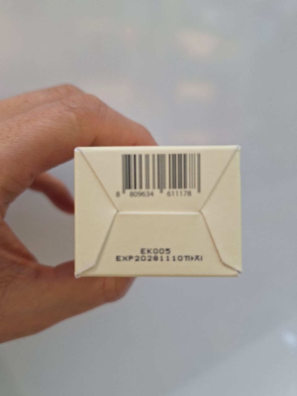  کرم ترانگزامیک اسید 2.5 % اکسیس وای ضد لک و روشن کننده پوست AXIS-Y TXA 2.5% Intensive Brightening Cream 