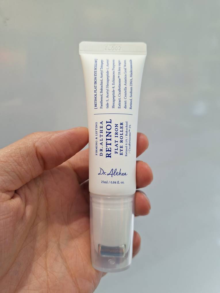  دور چشم رولی رتینول دکتر التیا ضد چروک و جوانساز پوست Dr.Althea Retinol Flat Iron Eye Roller 