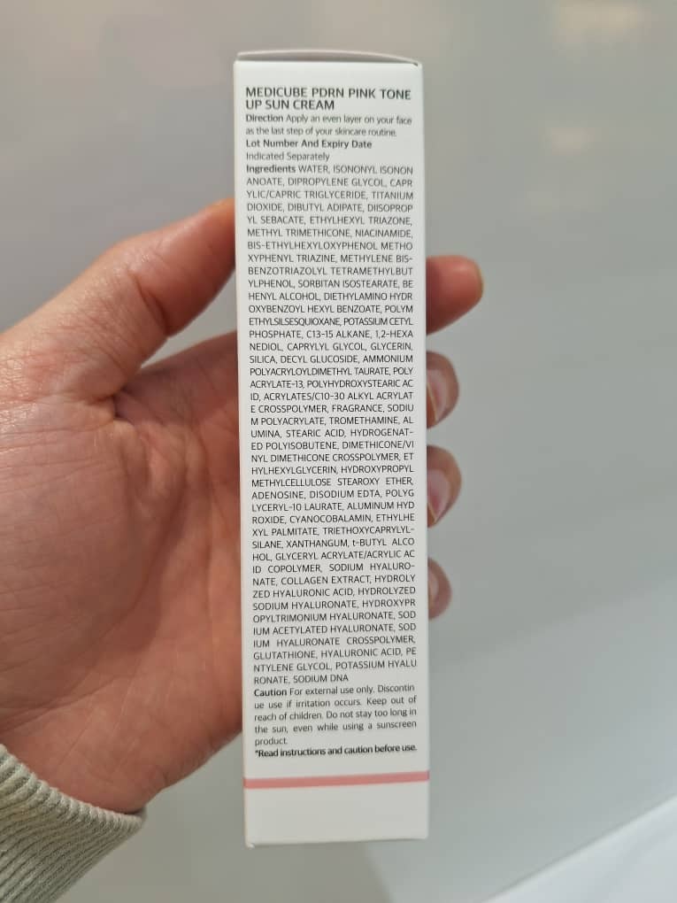  Medicube PDRN Pink Tone Up Sun Cream کرم ضد آفتاب تون آپ صورتی pdrn مدی کیوب 50 میل 