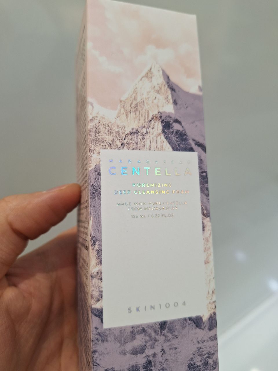 فوم شستشوی عمیق کنترل منافذ سنتلا اسکین 1004 SKIN1004 Madagascar Poremizing Deep Cleansing Foam