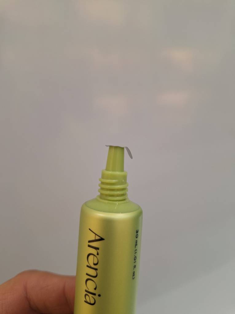  سرم دور چشم و صورت ویتامین سی بوستر شات آرنسیا روشن کننده و مرطوب کننده پوست Arencia Vitamin C Booster Shot 