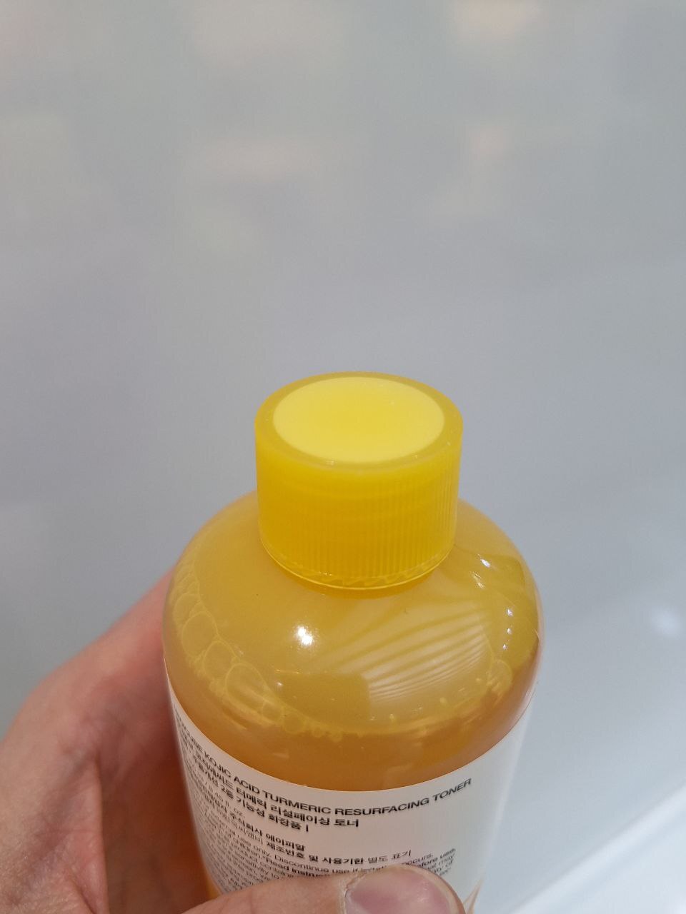  تونر لایه بردار و روشن کننده کوجیک اسید و زردچوبه مدی کیوب MEDICUBE Kojic Acid Turmeric Resurfacing Toner 