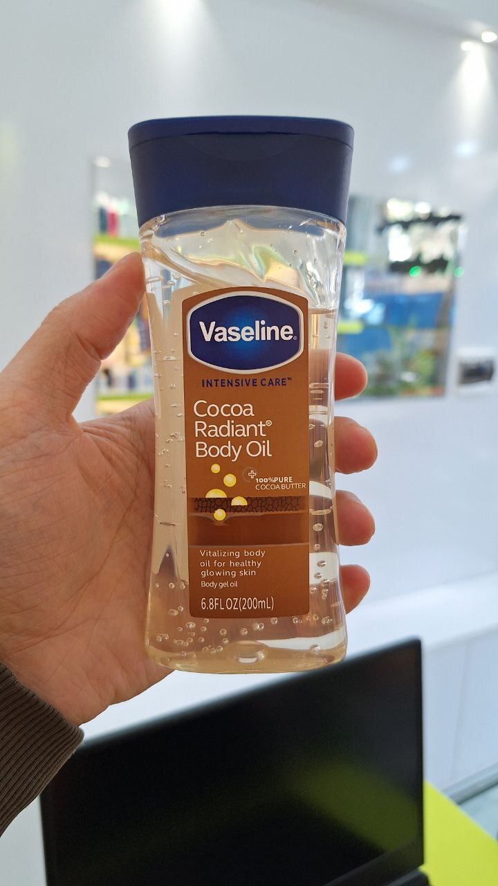  وازلین کاکائو رادیانت بادی ژل اویل وازلین کره کاکائو درخشان‌کننده روغن بدن وازلین شکلاتی 