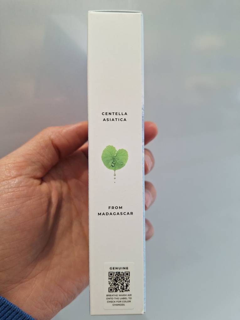 ضد آفتاب سنتلا SKIN 1004 هیالو سیکا ماداگاسکار اورجینال ++++Skin1004 Madagascar Centella Hyalu-Cica Water-Fit Sun Serum