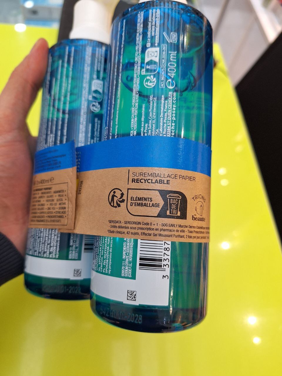  ژل شستشوی لاروش پوزای مدل میکروبیوم ساینس ۴۰۰ میل 