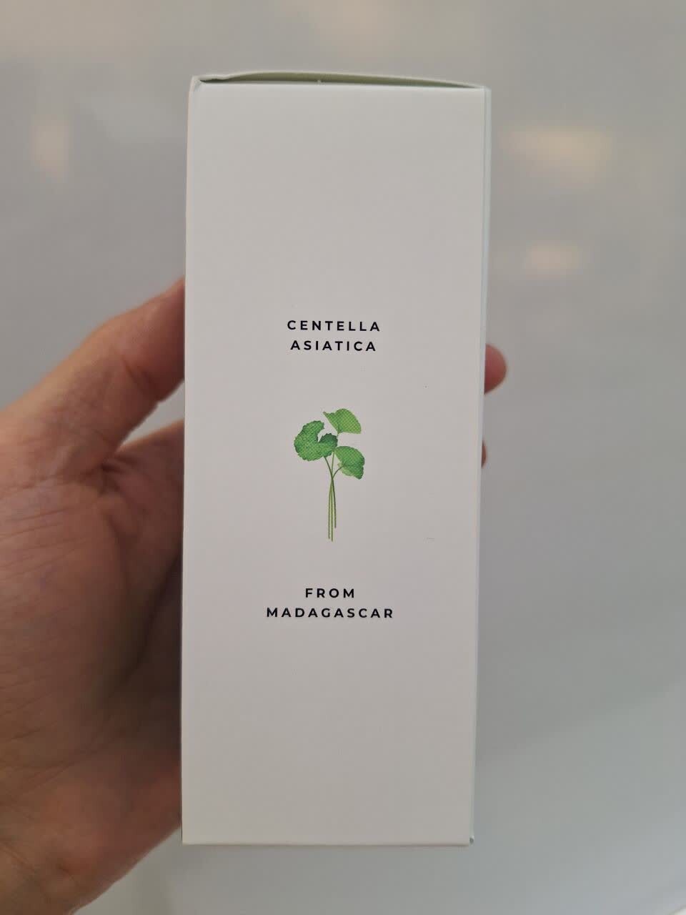 آمپول سنتلا ماداگاسکار تسکین دهنده چای تریکا اسکین 1004 Skin1004 Madagascar Centella Tea-Trica Relief Ampoule