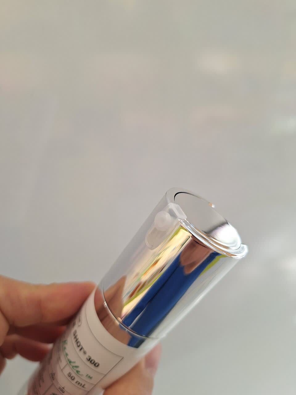  اسنس ترمیم کننده و تسکین دهنده ریدل شات 300 وی تی کازمتیک VT Cosmetics Reedle Shot 300 