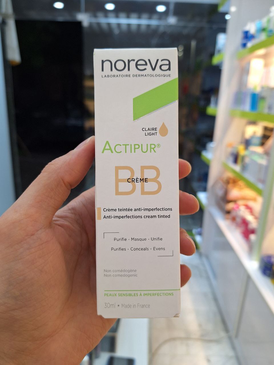  بی بی کرم اکتی پور نوروا رنگ لایت Noreva Actipur BB Cream Light  