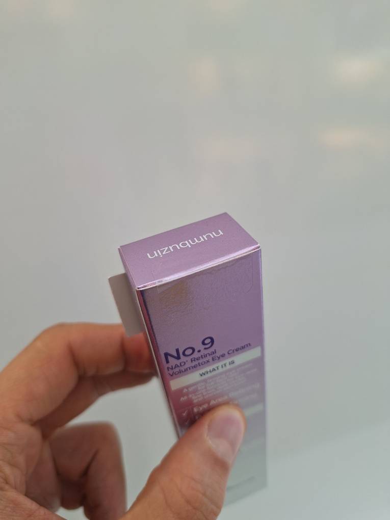   کرم دور چشم طرح جدید نامبوزین  Numbuzin No.9+ NAD+ Retinal Volume Eye Cream 