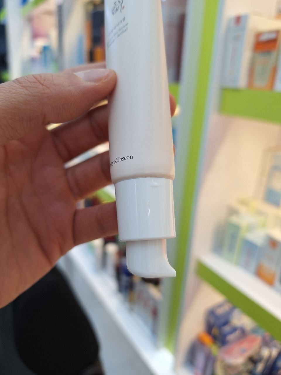 کرم دور چشم بیوتی آف جوسان 30 میل اصل