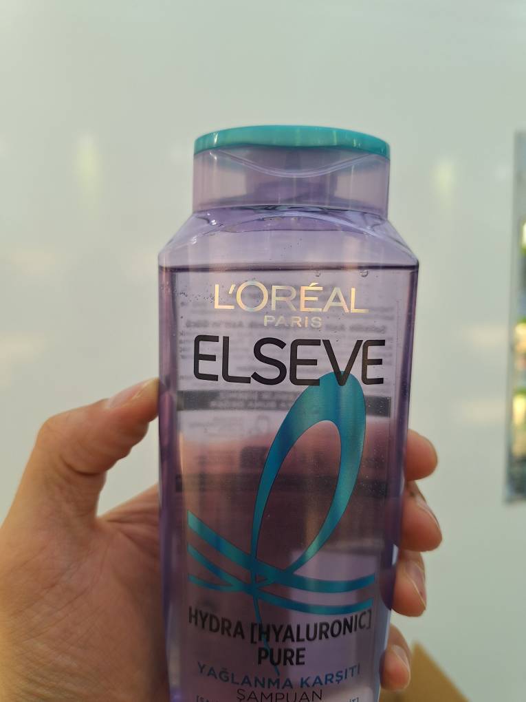  شامپو L'Oréal Elvive Hyaluron + Pure شامپو لورآل مدل هیدرا پیور هیالورونیک برای موهای چرب 300میل 