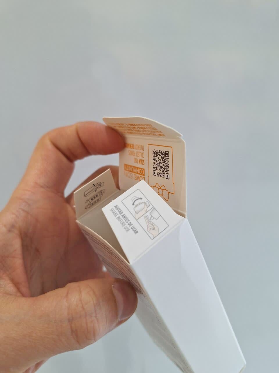  ISDIN Fotoultra 100 Spot Prevent  ضد آفتاب اسپات پریونت ایزدین اورجینال حجم 50 میل 