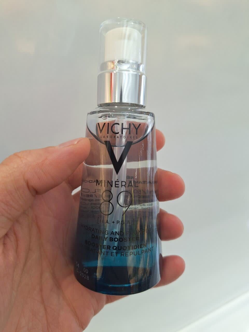  ​​​​​​Vichy Mineral 89 Skin Fortifying Daily Booster سرم آبرسان پوست ویشی مدل مینرال 89 