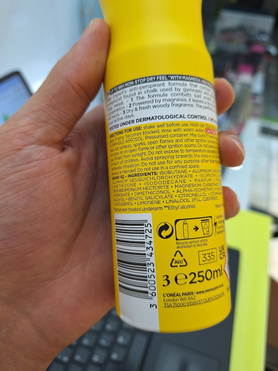  اسپری ضد تعریق لورال اینوینسیبل اسپرت 96 ساعته Loreal Invincible Sport 96H Anti Perspirant Spray 