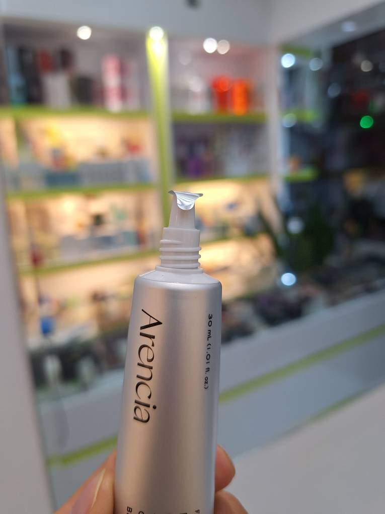  بوستر سرم گلیکولیک اسید آرنسیا لایه بردار، کنترل چربی و منافذ و روشن کننده پوست Arencia Eraser Shot Glycolic Acid Booste 