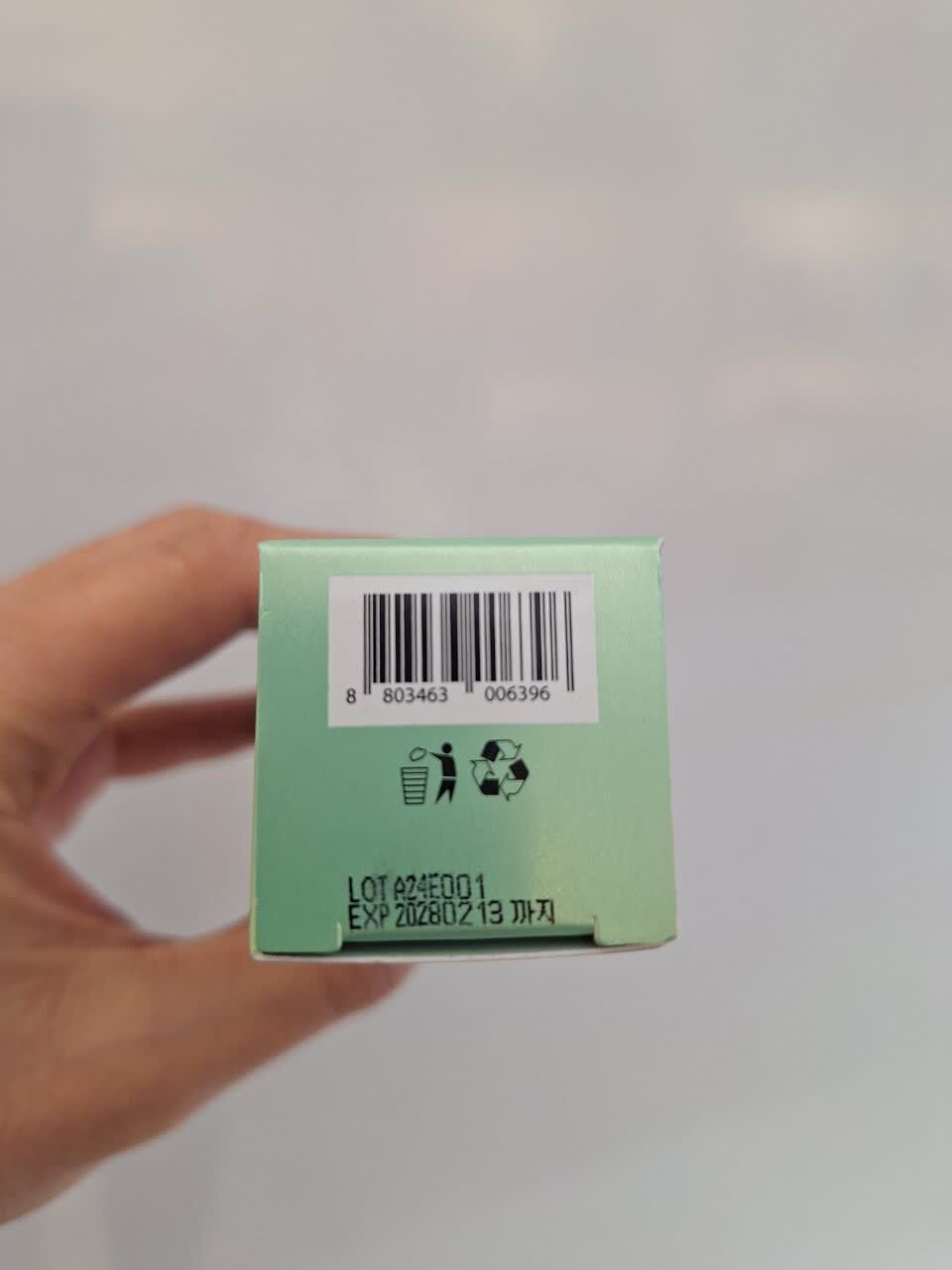 اسنس ترمیم کننده و ضد چروک رتینول ریدل شات 100 وی تی کازمتیک VT Cosmetics Reti-A Reedle Shot 100